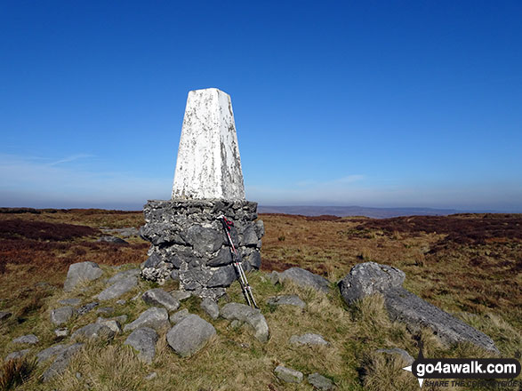 Walk d176 Fairbrook Naze (Kinder Scout) and Mill Hill from Birchin Clough - The Edge (Kinder Scout) summit trig point