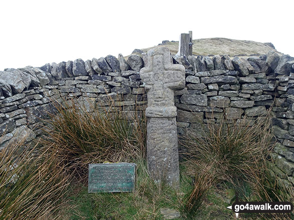 Walk d254 Brown Knoll (Edale), South Head (Hayfield) and Mount Famine from Bowden Bridge, Hayfield - Edale Cross