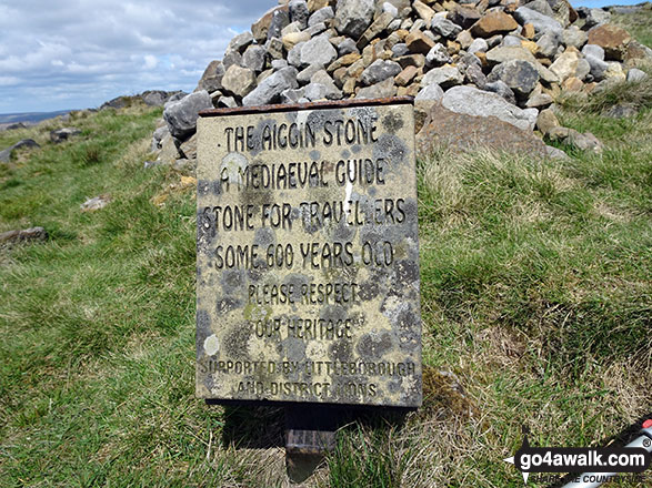 Walk gm115 Blackstone Edge from Littleborough - The Aiggin Stone