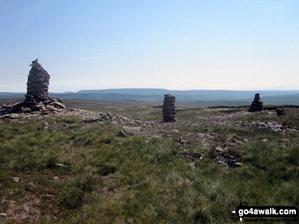 Towers and Curricks on Fountains Fell