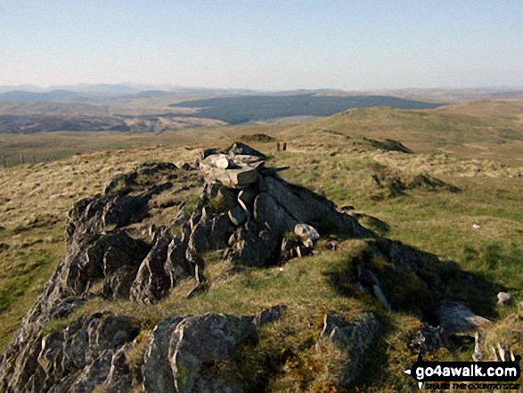 Walk gw133 Arenig Fawr (Moel Yr Eglwys), Moel Llyfnant and Gallt yDaren via the NW Ridge  from Pont Rhyd-y-Fen - Gallt y Daren summit cairn