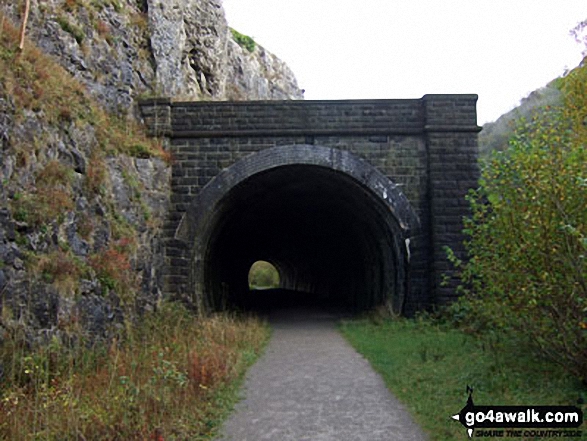 Walk d265 The Monsal Trail and Taddington from Wye Dale - Tunnel on The Monsal Trail in Wye Dale