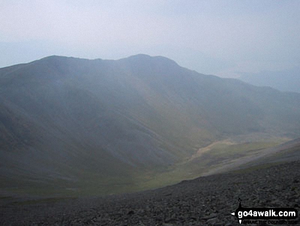 Walk c321 Skiddaw and Lonscale Fell from Millbeck, nr Keswick - Longside Edge and Ullock Pike from Carl Side Tarn