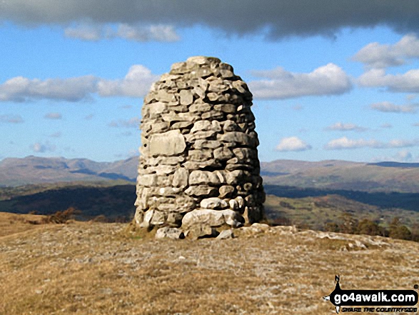 Walk c107 Lord's Seat (Whitbarrow Scar) from Witherslack Hall School - Lord's Seat (Whitbarrow Scar) summit beacon