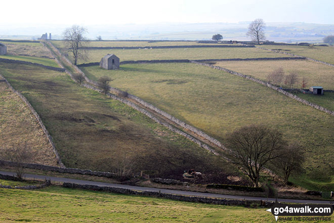 Walk d294 Sheldon and Lathkill Dale from Monyash - The view from Bole Hill (Bakewell)