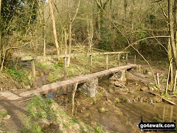 Walk d163 Tideswell and The Monsal Trail from Peak Forest - The footbridge at the Miller's Dale end of Monk's Dale