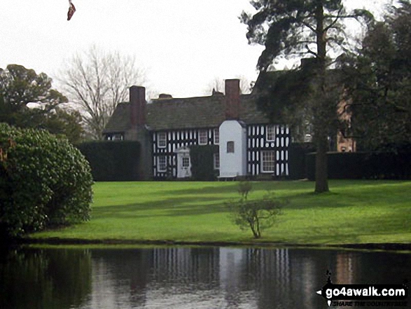 Walk ch175 The Macclesfield Canal, Bosley Locks and North Rode from Gawsworth - Gawsworth Old Hall