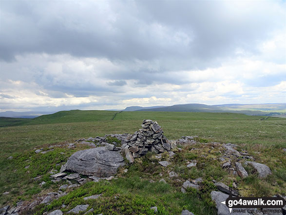 Walk Kirkby Fell walking UK Mountains in The Southern Dales Area The Yorkshire Dales National Park North Yorkshire, EnglandEngland