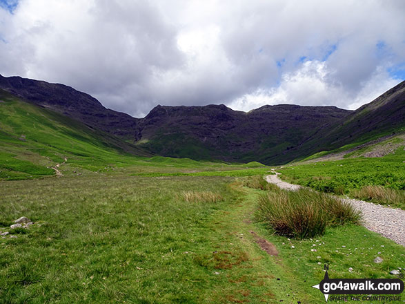 Walk c414 Crinkle Crags and Bow Fell (Bowfell) from The Old Dungeon Ghyll, Great Langdale - Looking up Mickleden towards Rossett Pike, Buck Pike (Langdale) and Black Crags (Langdale) from Great Langdale