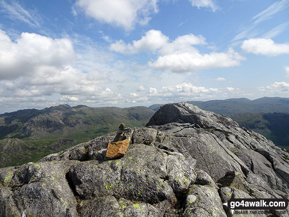 The tiny cairn on the summit of Slight Side 