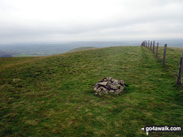 Walk c478 Burnbank Fell, Blake Fell and Gavel Fell from Loweswater - The summit cairn on the top of Burnbank Fell