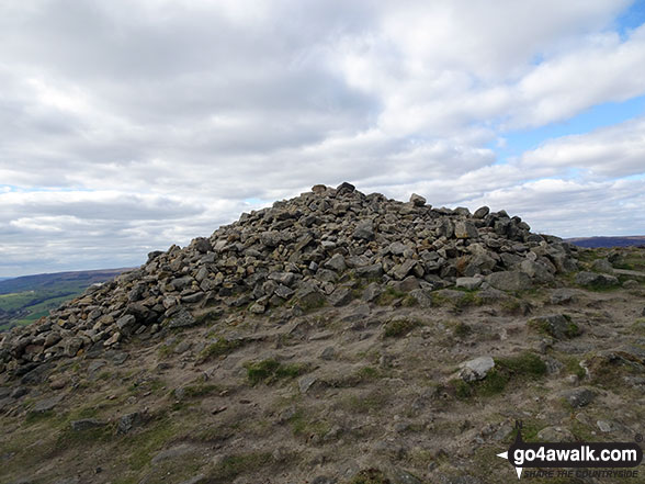 Beamsley Beacon (Howber Hill) summit cairn