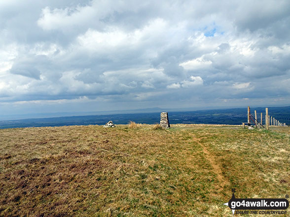 Fellbarrow summit trig point 