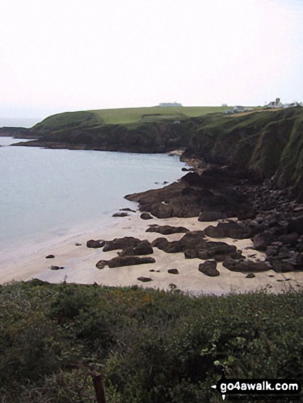 Walk pe101 St Govan's Chapel and Broad Haven from Bosherston - Watwick Bay, St Ann's Head, Pembrokeshire Coast