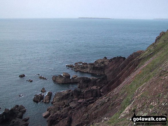 Walk pe110 Aber Bach and Pen y Fan (Dinas Head) from Cwm-yr-Eglwys - St Ann's Head, Pembrokeshire Coast