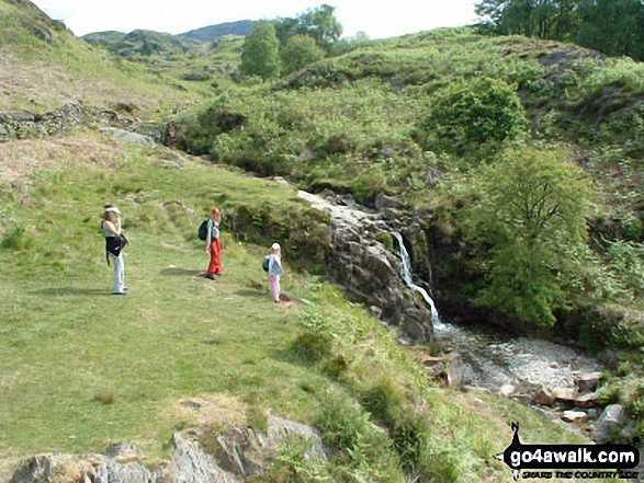 Walk gw144 Grib Ddu and Beddgelert from Nantmoor - Waterfall in Cwm Bychan