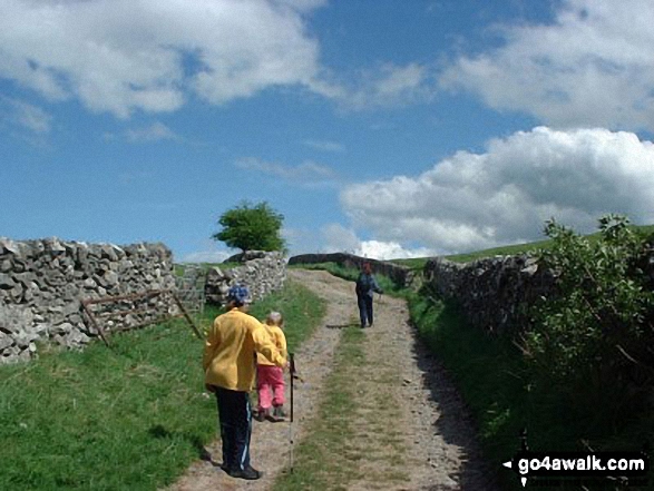 Walk s260 Stanshope from Milldale - The Track between Milldale and Stanshope