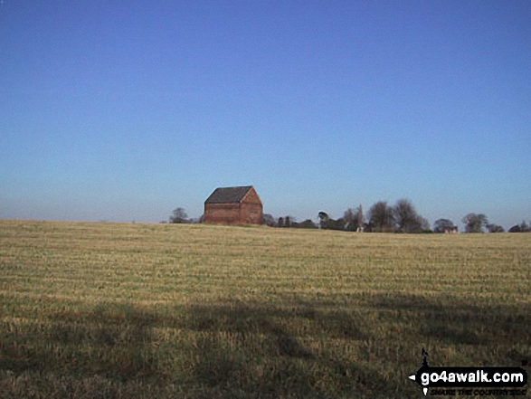 Walk ch102 Dunham Massey and The Bridgewater Canal from Lymm - Barn in a field near Dunham Massey Deer Park