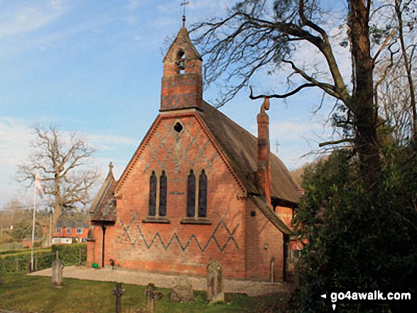 Walk ha109 Lyndhurst Hill and Swan Green from Lyndhurst - Emery Down Church