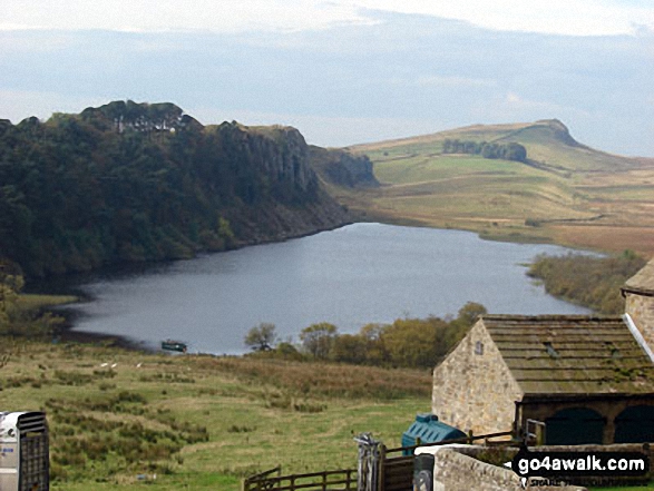 Walk n142 Hadrian's Wall from Cawfield Quarry to Steel Rigg - Crag Lough and Hadrian's Wall from Hotbank