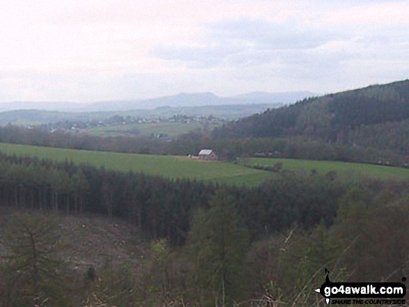 Walk gl130 The Suck Stone from Symonds Yat - The Black Mountains in the Brecon Beacons from Near Hearkening Rock, Highmeadow Woods