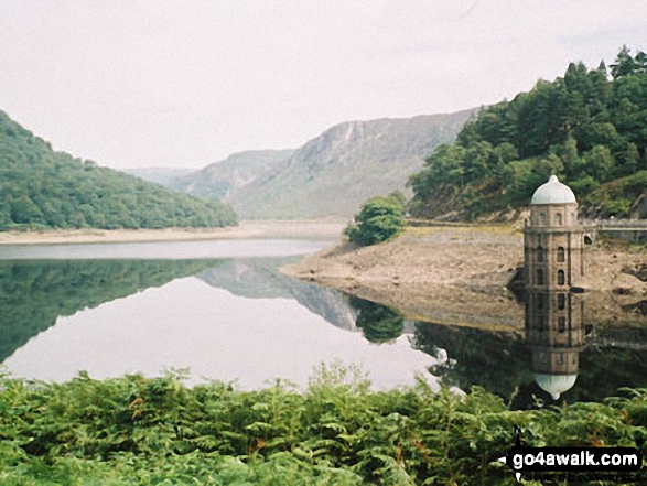 Garreg-ddu Reservoir 