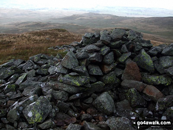 Walk c465 High Wether Howe, Seat Robert and Great Ladstones from Wet Sleddale Reservoir - The summit cairn on Seat Robert