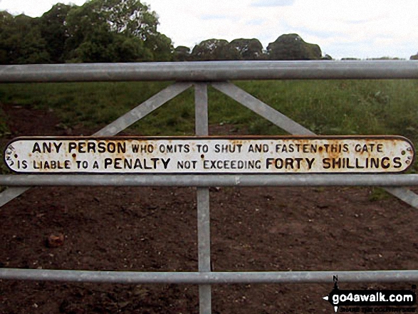 Walk ch141 Siddington Heath from Redes Mere - Gate sign near Redes Mere.