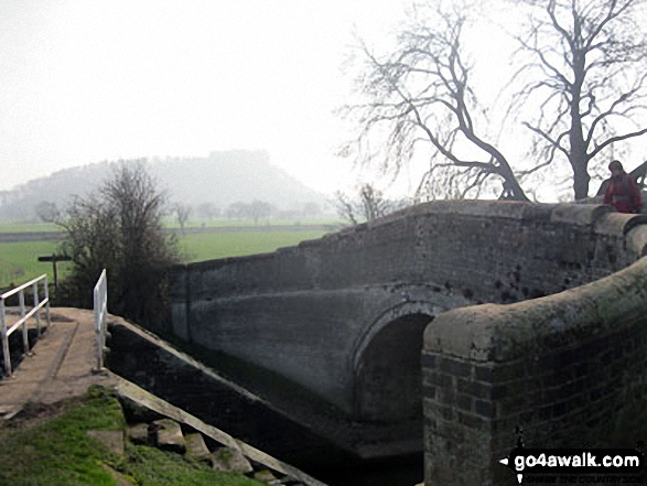 Walk ch142 The Sandstone Trail, Beeston Castle and Higher Burwardsley from Tarporley - Wharton's Lock on The Shropshire Union Canal with Beeston Castle in the background