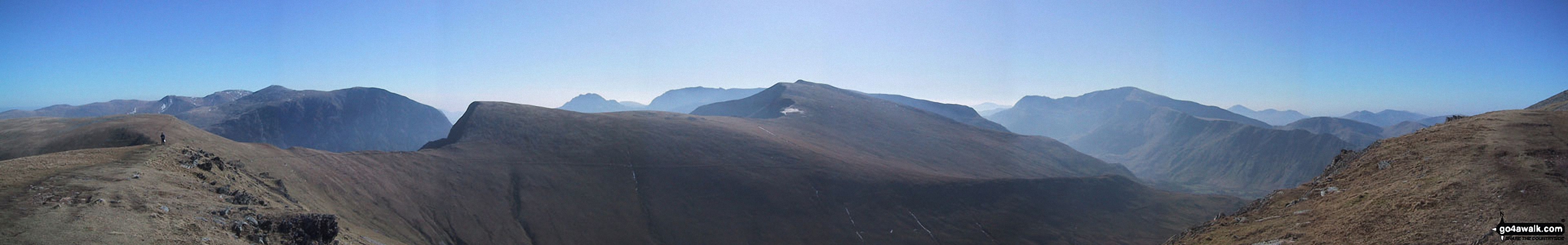 Walk gw102 The Welsh 3000's (Glyderau) from Llanberis - *360 degree panorama featuring Carnedd Dafydd, Foel-Goch (foreground), Tryfan and Glyder Fach, Y Garn (foreground), Crib Goch and Snowdon (Yr Wyddfa) from the summit of Elidir Fawr