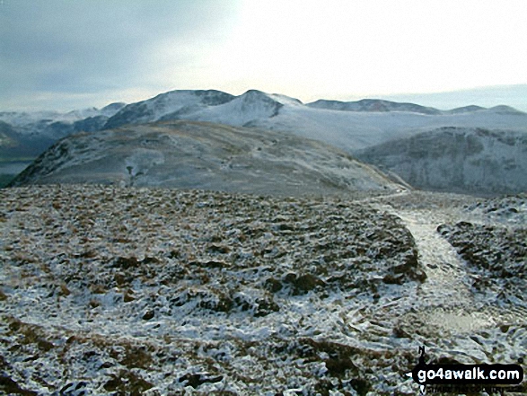 Walk c212 Burnbank Fell, Gavel Fell, Hen Comb and Mellbreak from Loweswater - Mellbreak from Mellbreak (North Top) with Red Pike beyond