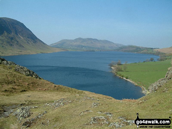 Walk c379 Rannerdale Knotts from Buttermere - Crummock Water from Buttermere Hause