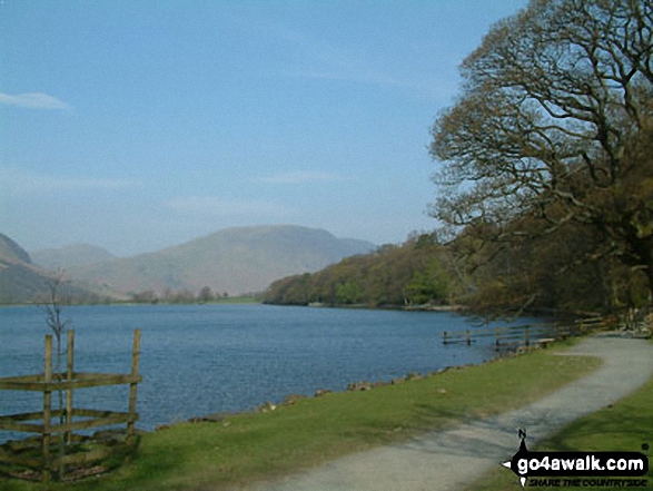 Walk c379 Rannerdale Knotts from Buttermere - Mellbreak from Buttermere