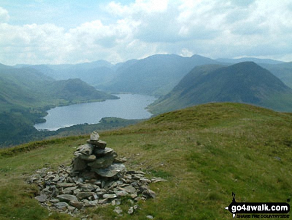 Walk c275 Darling Fell, Low Fell and Fellbarrow from Loweswater - Low Fell (South Top) and Crummock Water