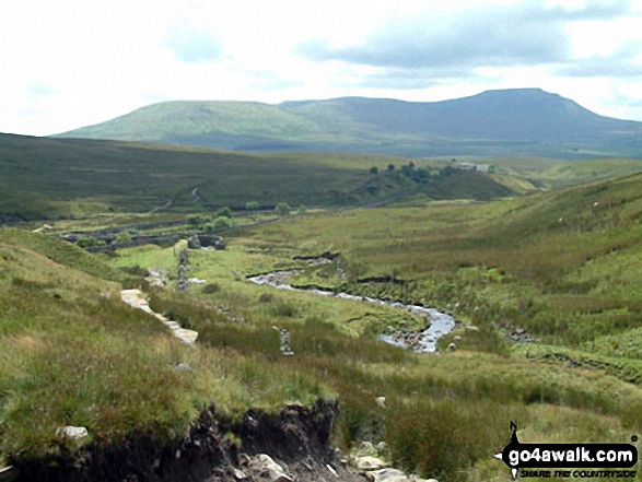 Walk ny138 Great Whernside from Kettlewell - Pen-y-ghent from Greensett Moss, Whernside