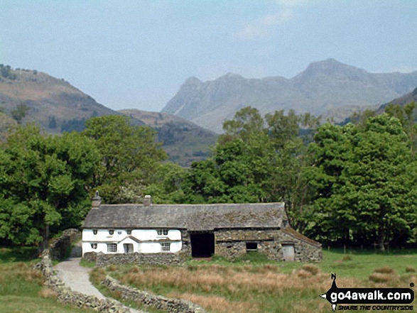 Bridge End with the Langdale Pikes behind 