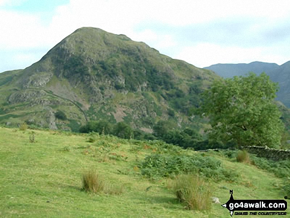 Walk c234 Grasmoor, Wandope and Whiteless Pike from Lanthwaite Green - Rannerdale Knotts from Lanthwaite Green