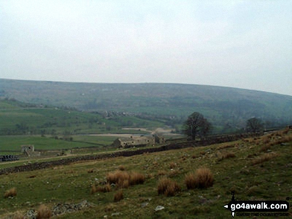 Walk ny174 Fremington Edge, Langthwaite and Arkengarthdale from Reeth - River Swale from Harkerside Place, Fremington