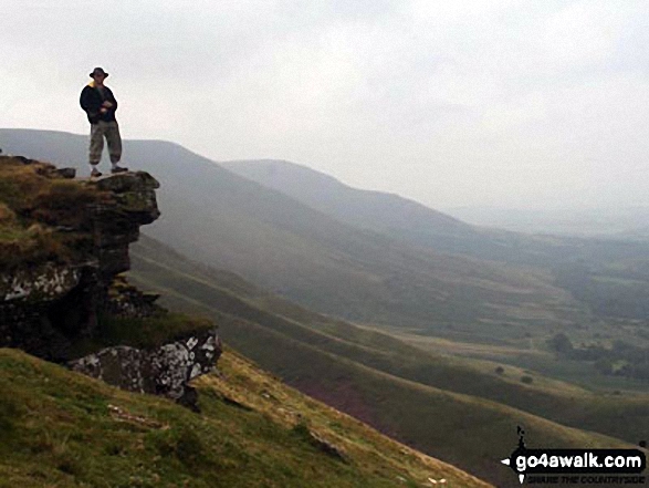 Walk po164 Hay Bluff and Twmpa from Pen yBeaconStone Circle - Me standing on the edge near Hay Bluff during a weekend in the Black Mountains