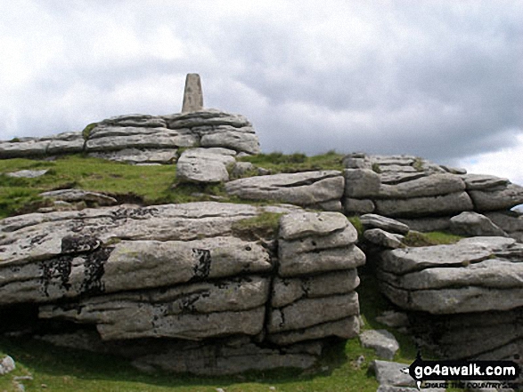 Walk de149 Yes Tor and High Willhays from Okehampton Camp - Yes Tor summit Trig Point