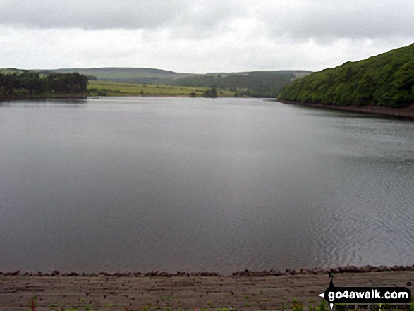 Walk du161 Wolsingham North Moor from Wolsingham - Looking North from Tunstall Reservoir dam