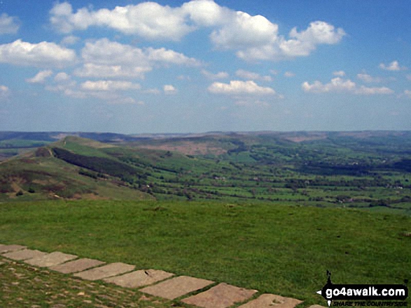 Walk d252 Mam Tor and Rushup Edge from Edale - Looking west to Lord's Seat (Rushup Edge) from Mam Tor