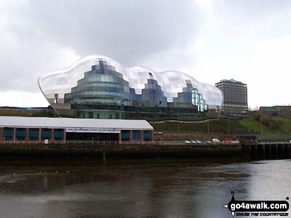 Walk tw100 The River Tyne from Gateshead Millennium Bridge (Baltic Square) - Sage Music Centre, Gateshead - Walking The Hadrian's Wall Path National Trail - Day 1