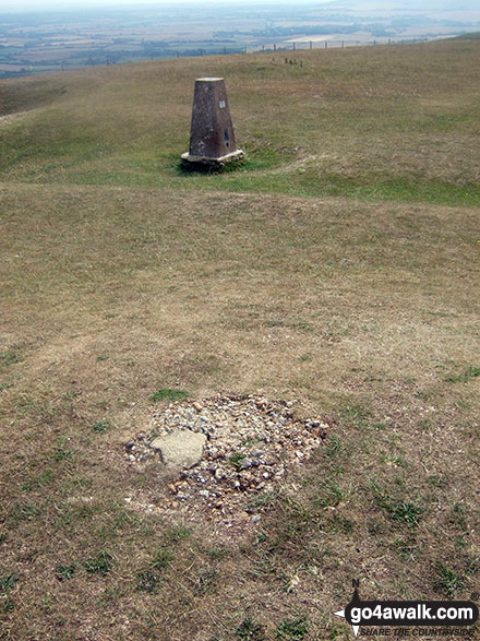 Walk es144 Firle Beacon from Alfriston - Firle Beacon summit Trig Point