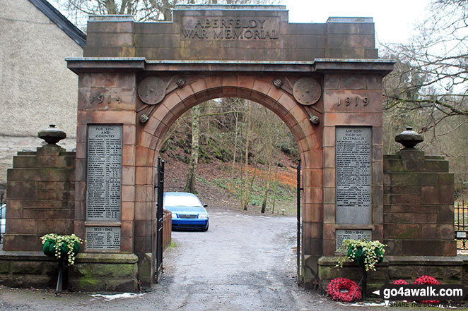 Aberfeldy War Memorial 