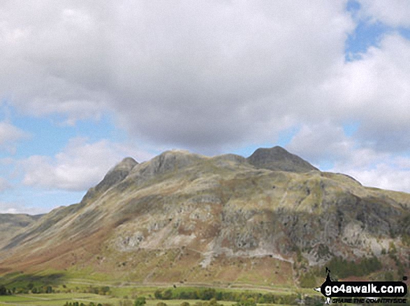 Walk c194 Scafell Pike from The Old Dungeon Ghyll, Great Langdale - The Langdale Pikes including Pike of Stickle (Pike o' Stickle) (left) Loft Crag and Harrison Stickle from Stool End, Great Langdale