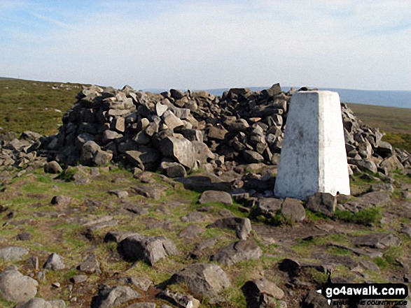 Walk l182 Clougha Pike from Abbeystead - Clougha Pike summit trig point