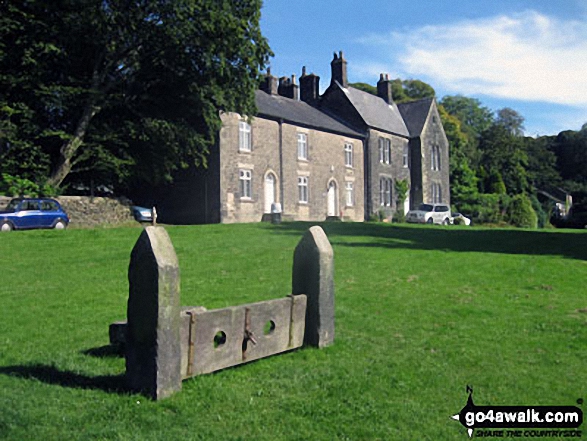 Walk l135 A circuit of Anglezarke Reservoir - Rivington Village Stocks