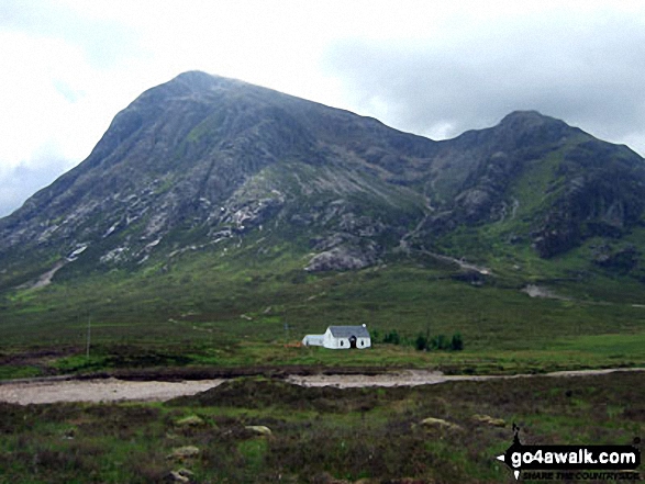 Walk h143 Buachaille Etive Mor (Stob Dearg) from Altnafeadh, The Pass of Glen Coe - Buachaille Etive Mor (Stob Dearg), Coire na Tulaich and Feadan Ban (Buachaille Etive Mor) with Lagangarbh Cottage in the foreground from Altnafeadh