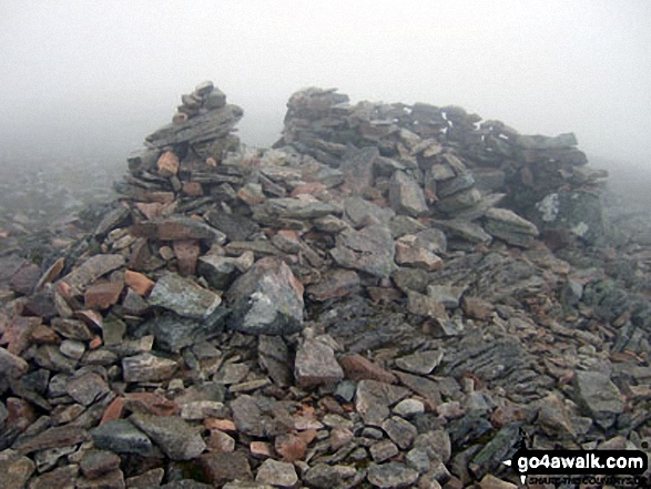 Walk h174 Buachaille Etive Mor (Stob Dearg) and Stob na Doire (Buachaille Etive Mor) from from Altnafeadh, The Pass of Glen Coe - Stob na Broige (Buachaille Etive Mor) summit